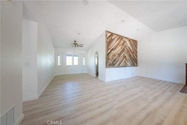 16520 ADELIA ST, Hesperia, CA 92345