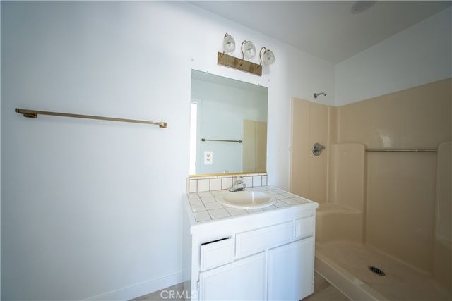 16520 ADELIA ST, Hesperia, CA 92345