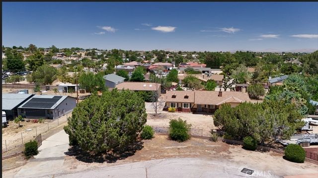 16520 ADELIA ST, Hesperia, CA 92345