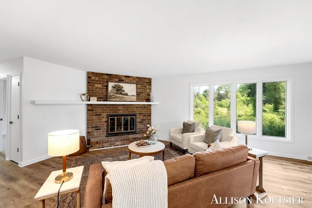 3890 Walker Avenue, Grand Rapids, MI 49544