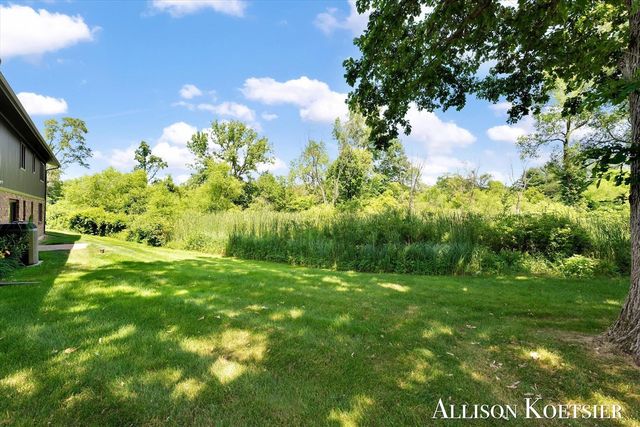 3890 Walker Avenue, Grand Rapids, MI 49544