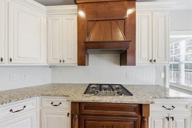 172 Shellbark Drive, Mcdonough, GA 30252