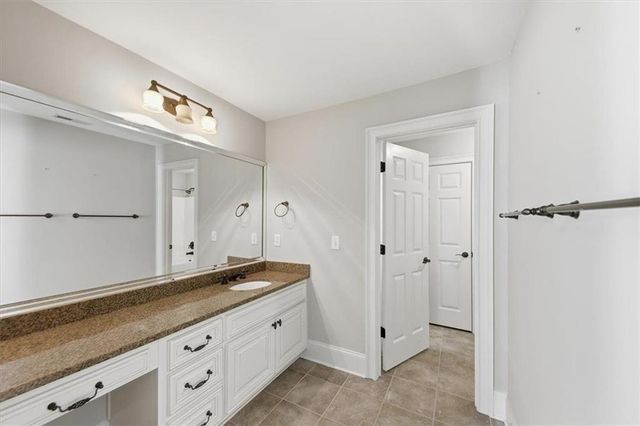 172 Shellbark Drive, Mcdonough, GA 30252