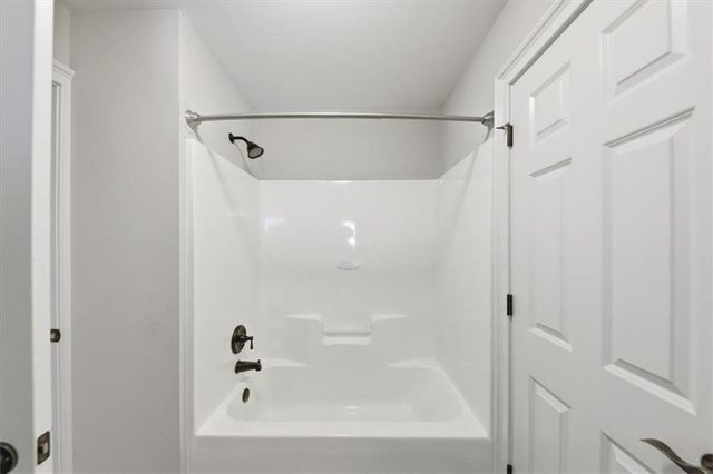 172 Shellbark Drive, Mcdonough, GA 30252