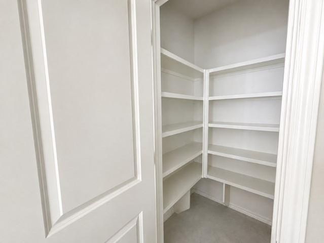 32531 Sweetgum Hollow Court, Spring, TX 77386