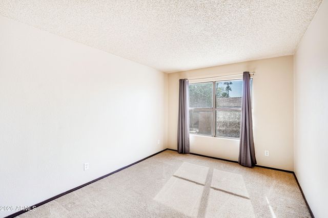 3931 E NAMBE Street, Phoenix, AZ 85044