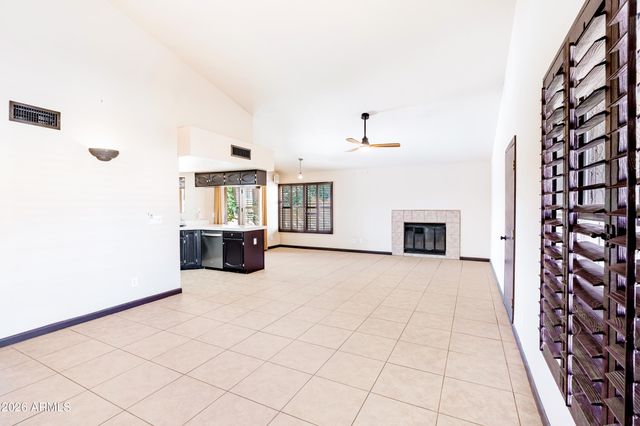 3931 E NAMBE Street, Phoenix, AZ 85044