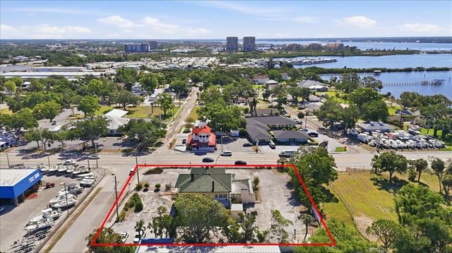 337 8TH AVENUE W, Palmetto, FL 34221