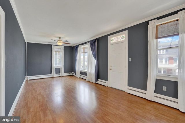 542 W BROADWAY, Red Lion, PA 17356
