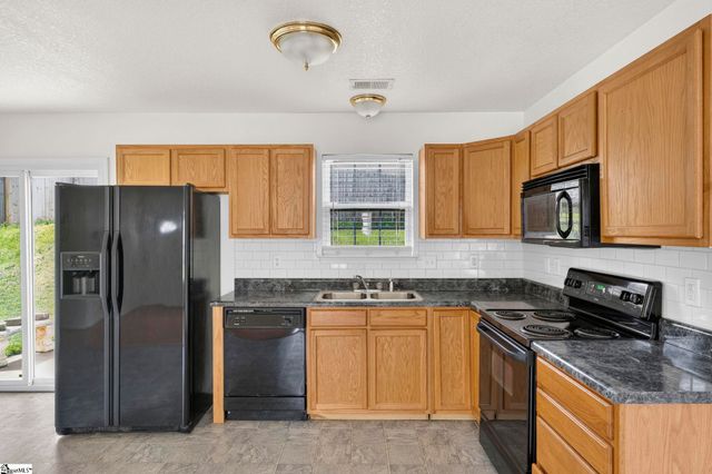 206 Juniper Leaf Way, Greer, SC 29651