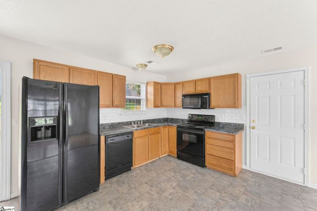 206 Juniper Leaf Way, Greer, SC 29651