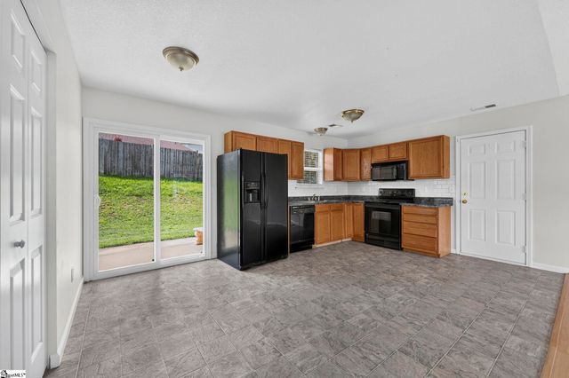 206 Juniper Leaf Way, Greer, SC 29651
