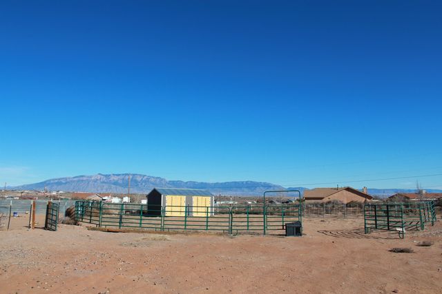 1108 Inca Road SW, Rio Rancho, NM 87124