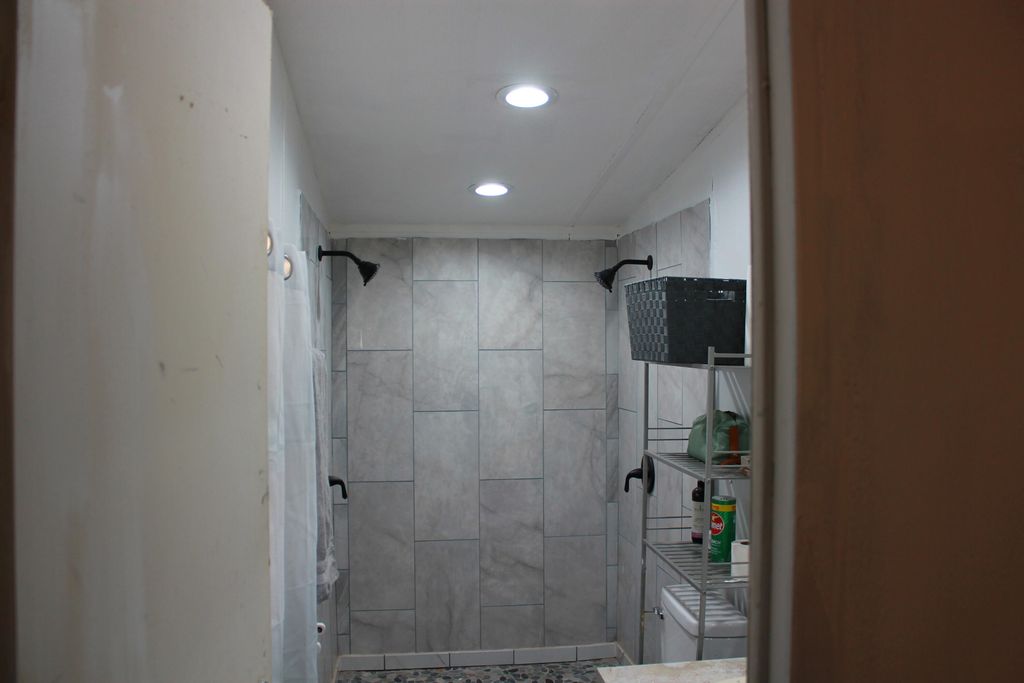 Image 10 of property listing at 1108 Inca Road SW, Rio Rancho, NM 87124