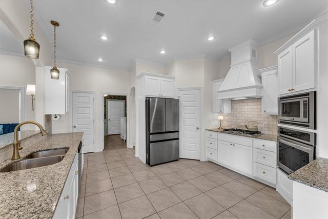 4044 Stonehenge Avenue, Springdale, AR 72764