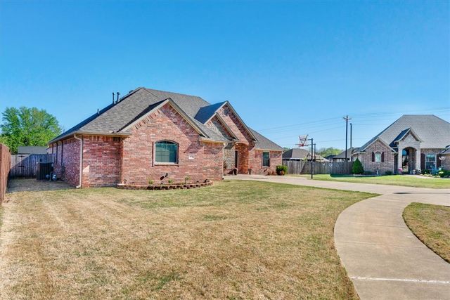 4044 Stonehenge Avenue, Springdale, AR 72764