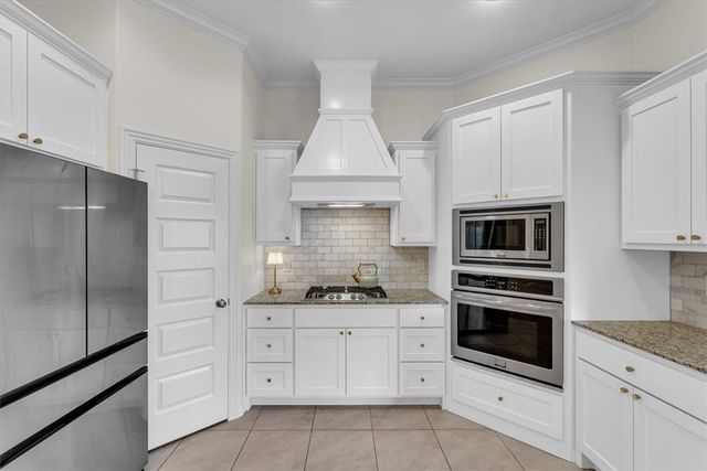 4044 Stonehenge Avenue, Springdale, AR 72764