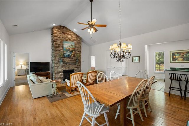 591 Emerald Isle Court, Lexington, NC 27292