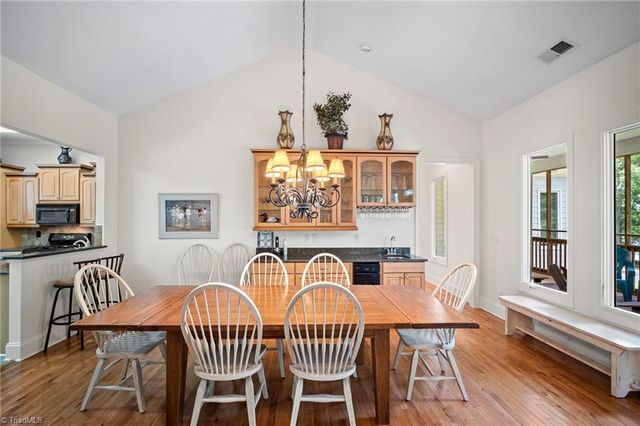 591 Emerald Isle Court, Lexington, NC 27292