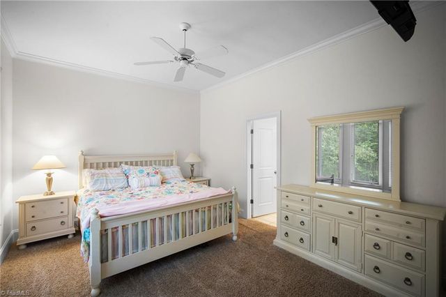 591 Emerald Isle Court, Lexington, NC 27292