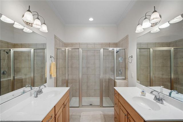 591 Emerald Isle Court, Lexington, NC 27292