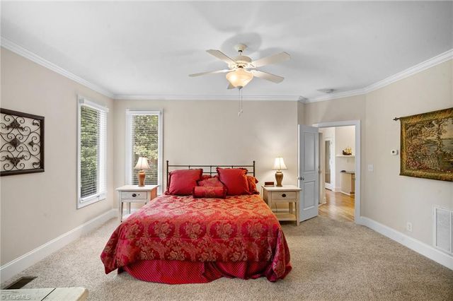 591 Emerald Isle Court, Lexington, NC 27292