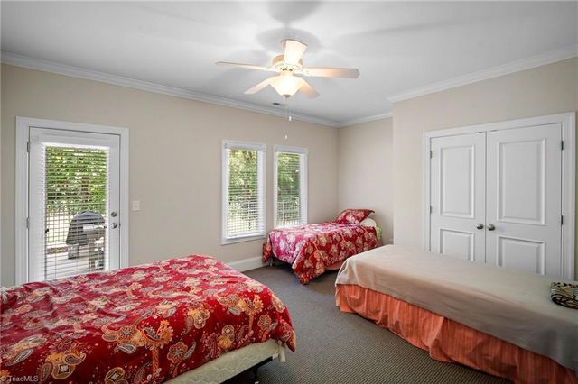 591 Emerald Isle Court, Lexington, NC 27292