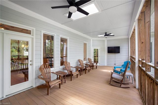 591 Emerald Isle Court, Lexington, NC 27292