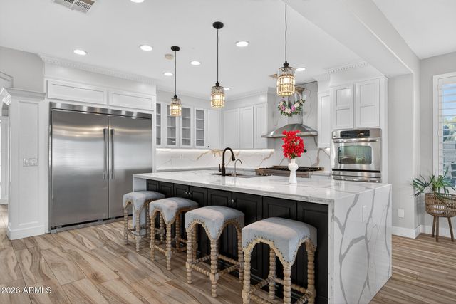 18478 W SAGUARO Lane, Surprise, AZ 85388