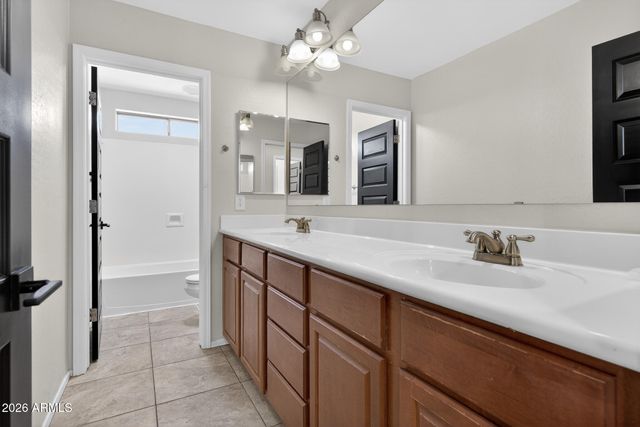 18478 W SAGUARO Lane, Surprise, AZ 85388