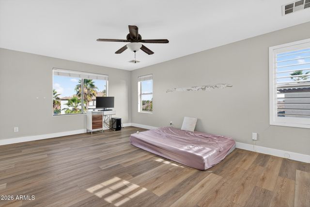 18478 W SAGUARO Lane, Surprise, AZ 85388