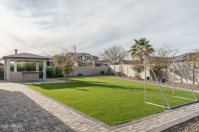 18478 W SAGUARO Lane, Surprise, AZ 85388