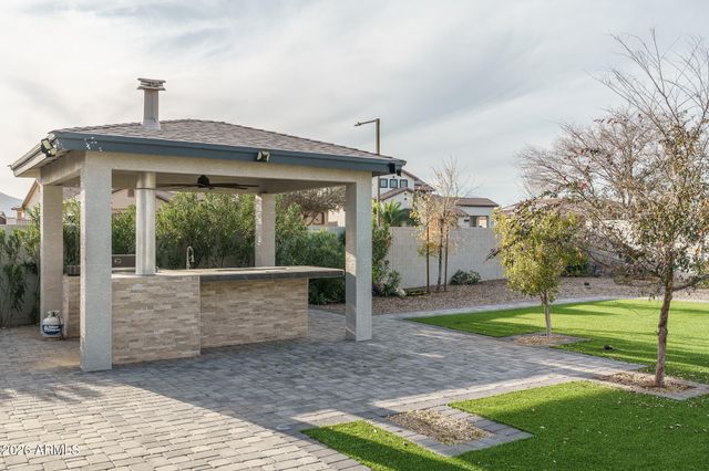 18478 W SAGUARO Lane, Surprise, AZ 85388