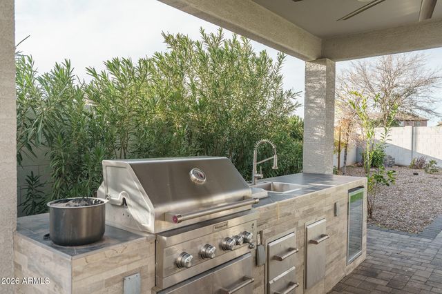 18478 W SAGUARO Lane, Surprise, AZ 85388