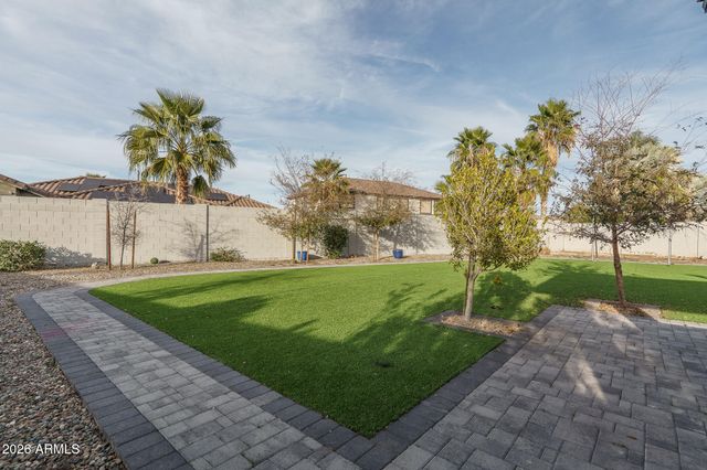 18478 W SAGUARO Lane, Surprise, AZ 85388