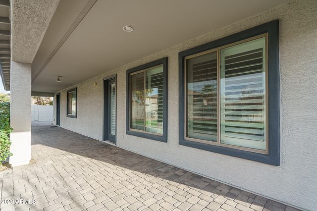 18478 W SAGUARO Lane, Surprise, AZ 85388