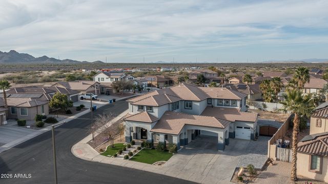 18478 W SAGUARO Lane, Surprise, AZ 85388