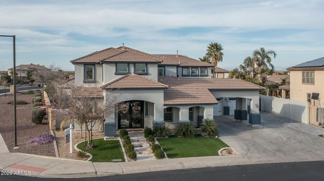 18478 W SAGUARO Lane, Surprise, AZ 85388