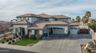 18478 W SAGUARO Lane, Surprise, AZ 85388