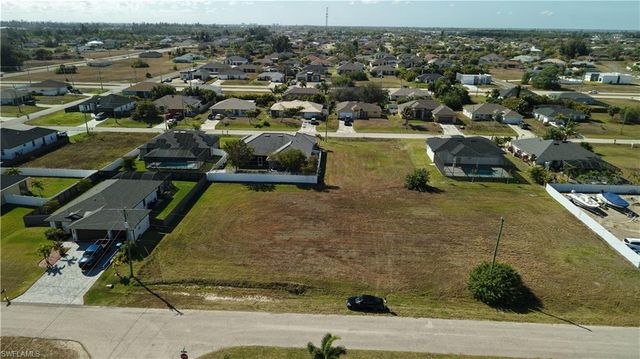 2502 NW 1st ST, Cape Coral, FL 33993