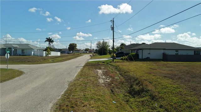 2502 NW 1st ST, Cape Coral, FL 33993