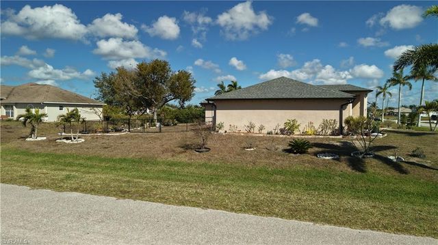 2502 NW 1st ST, Cape Coral, FL 33993