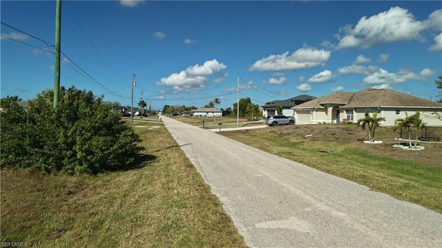 2502 NW 1st ST, Cape Coral, FL 33993