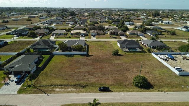 2502 NW 1st ST, Cape Coral, FL 33993