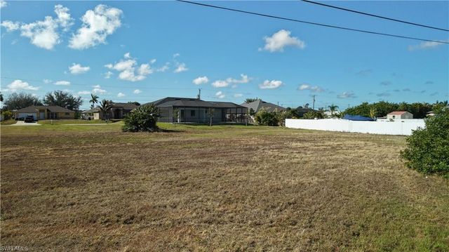 2502 NW 1st ST, Cape Coral, FL 33993