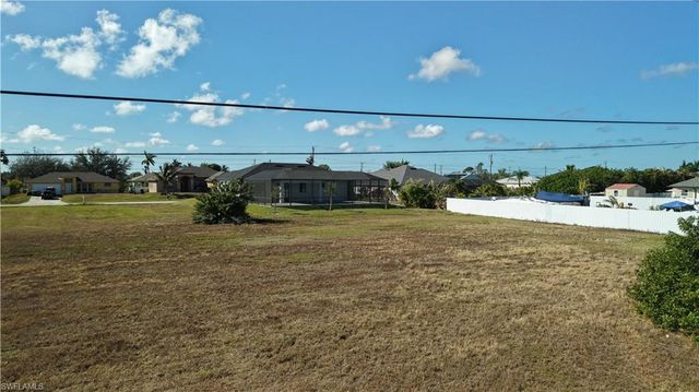 2502 NW 1st ST, Cape Coral, FL 33993