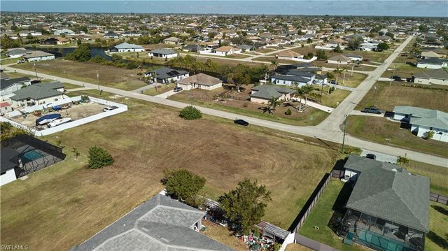 2502 NW 1st ST, Cape Coral, FL 33993