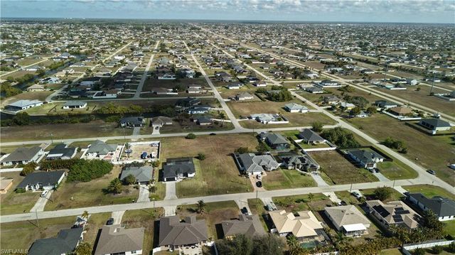 2502 NW 1st ST, Cape Coral, FL 33993