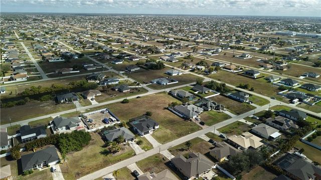 2502 NW 1st ST, Cape Coral, FL 33993