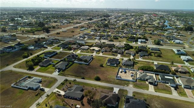 2502 NW 1st ST, Cape Coral, FL 33993